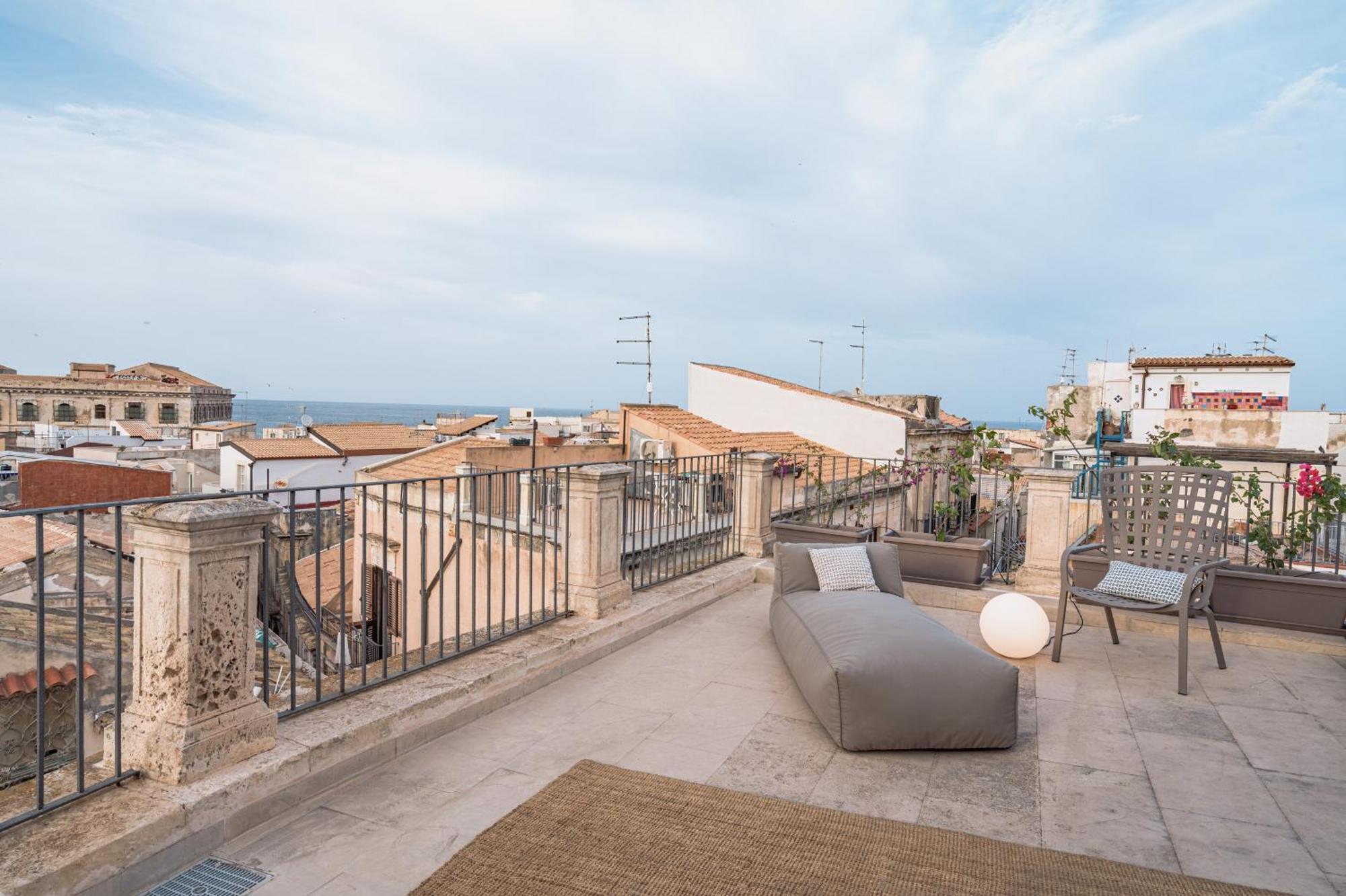 Apartamento Alma Maris Terrazza Al Tempio By Bed&Bros Syracuse Exterior foto