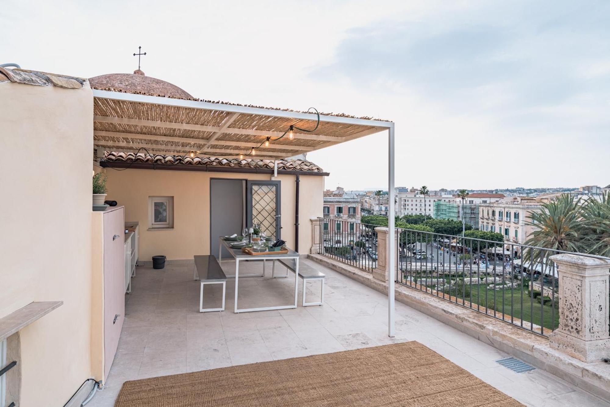 Apartamento Alma Maris Terrazza Al Tempio By Bed&Bros Syracuse Exterior foto